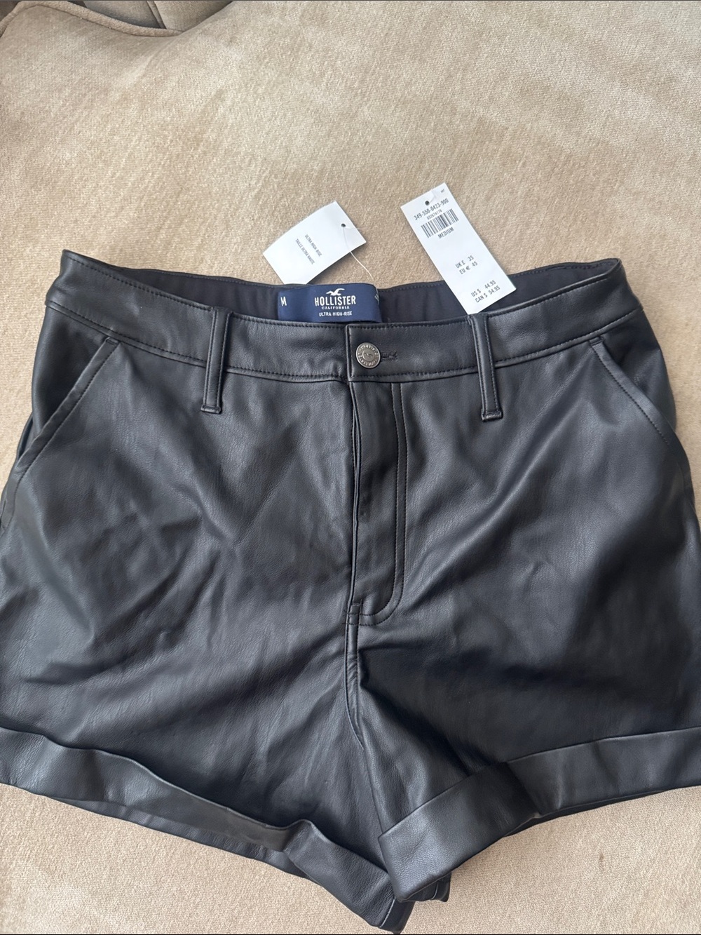 Hollister Ultra High-Rise Faux Leather Shorts — Black — Size Medium NWT